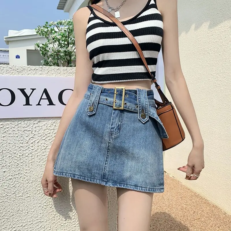 Woman Chorts Denim Skirt Gyaru High Waist Mini Jeans Skirts for Women Stylish Premium A Line Modest Casual Clothing Trend 2025
Woman Chorts Denim Skirt Gyaru High Waist Mini Jeans Skirts for Women Stylish Premium A Line Modest Casual Clothing Trend 2025