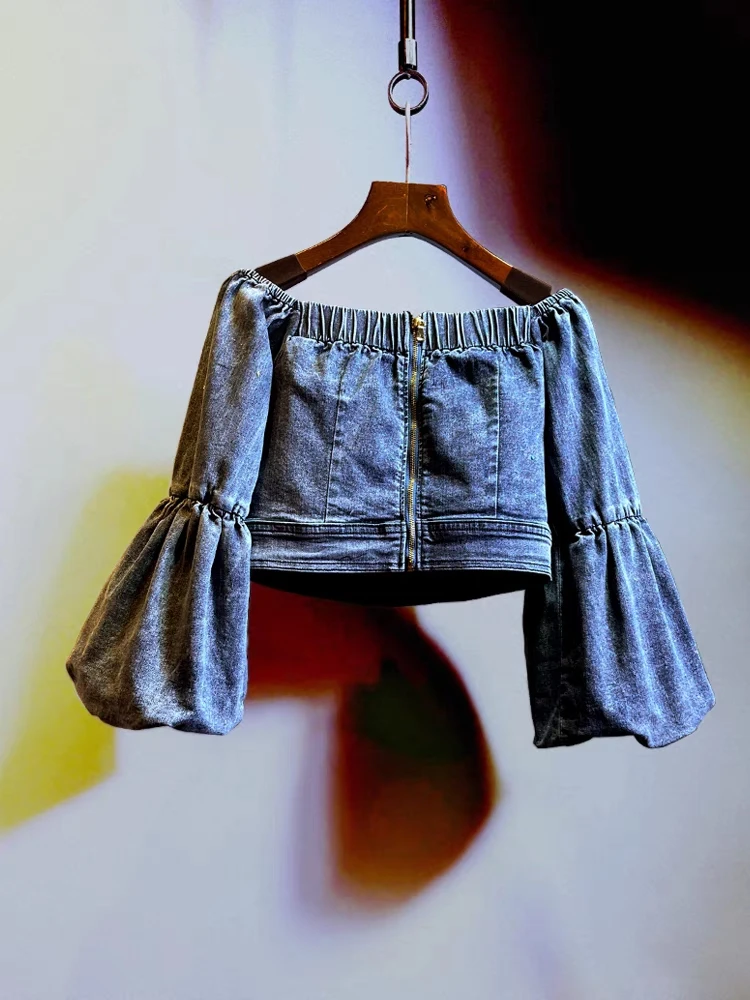 Denim Coat Women's 2023 Thin Style Off-shoulder Design Bubble Sleeve Top Short Style
Denim Coat Women's 2023 Thin Style Off-shoulder Design Bubble Sleeve Top Short Style