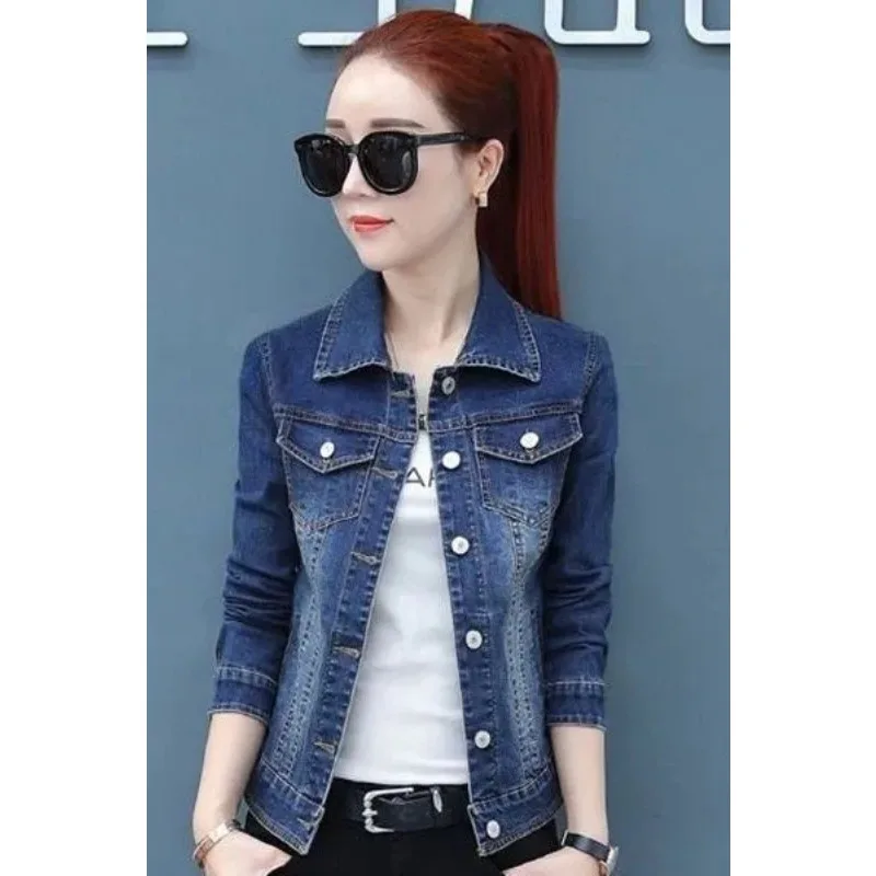 Women's Black Washed Denim Jacket with Colorful Graphic Print Casual Button Front Long Sleeve Cropped Jean Coat
Women's Black Washed Denim Jacket with Colorful Graphic Print Casual Button Front Long Sleeve Cropped Jean Coat