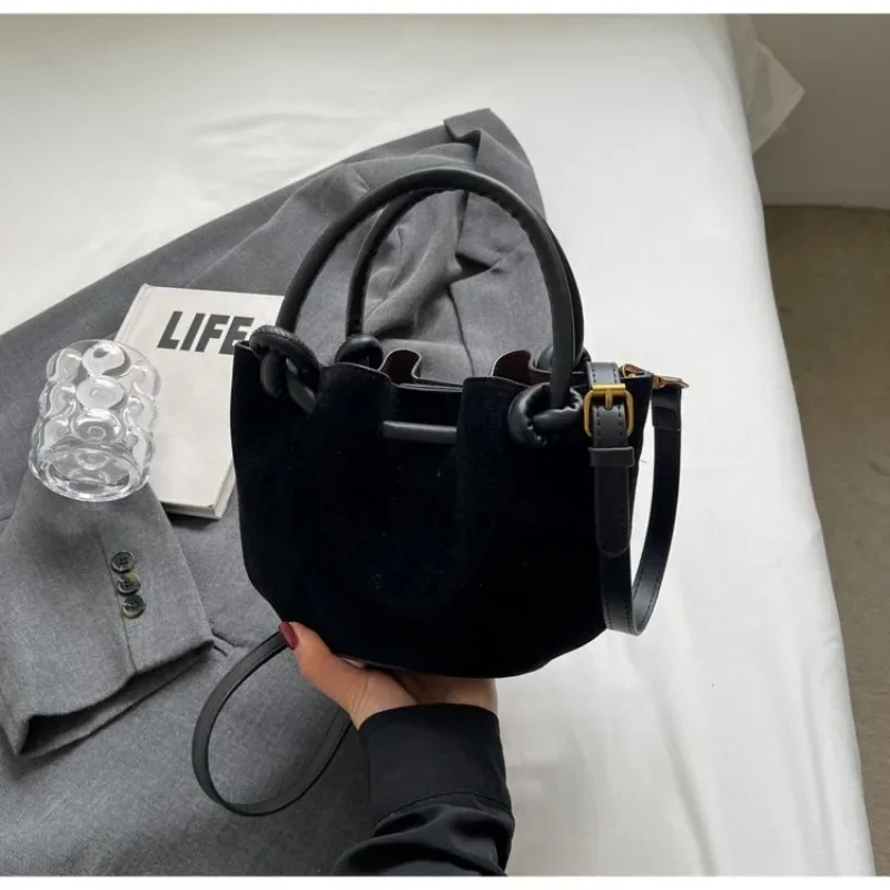 Elegant Luxury Leather Tote Bags By Famous Designer For Women, Ladies Handbags Shoulder Bag Crossbody-Bag Classic
Elegant Luxury Leather Tote Bags By Famous Designer For Women, Ladies Handbags Shoulder Bag Crossbody-Bag Classic