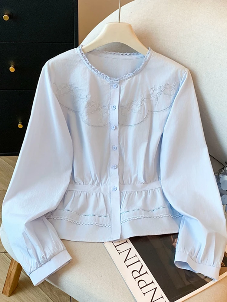 Модный длинный свободный женский топ весна 2026: новый дизайн, универсальный, стройнящий, в корейском стиле, с пуговицами и вставками
Модный длинный свободный женский топ весна 2026: новый дизайн, универсальный, стройнящий, в корейском стиле, с пуговицами и вставками