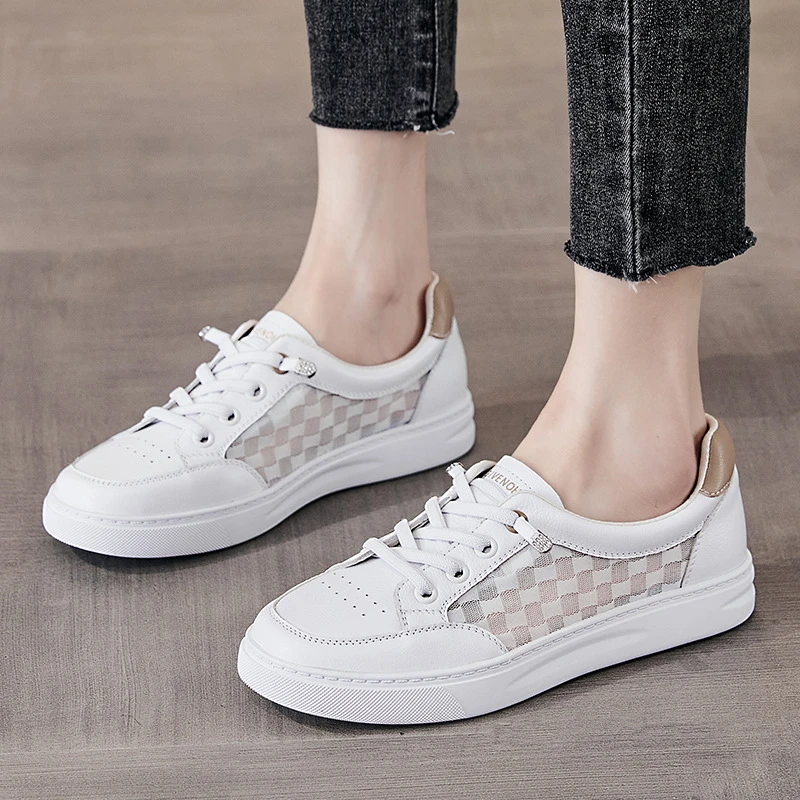 Breathable Checkerboard Mesh White Sneakers For Women 2026 Summer New Genuine Leather Green Heel No Tie Elastic Slip On Design
Breathable Checkerboard Mesh White Sneakers For Women 2026 Summer New Genuine Leather Green Heel No Tie Elastic Slip On Design