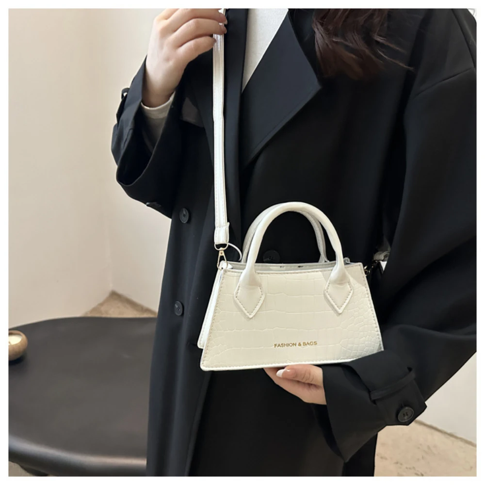 Women's Retro Fashion Simple Classic Versatile PU Handheld Bag Light Luxury Daily Commuting Solid Color Shoulder Crossbody Bag
Women's Retro Fashion Simple Classic Versatile PU Handheld Bag Light Luxury Daily Commuting Solid Color Shoulder Crossbody Bag