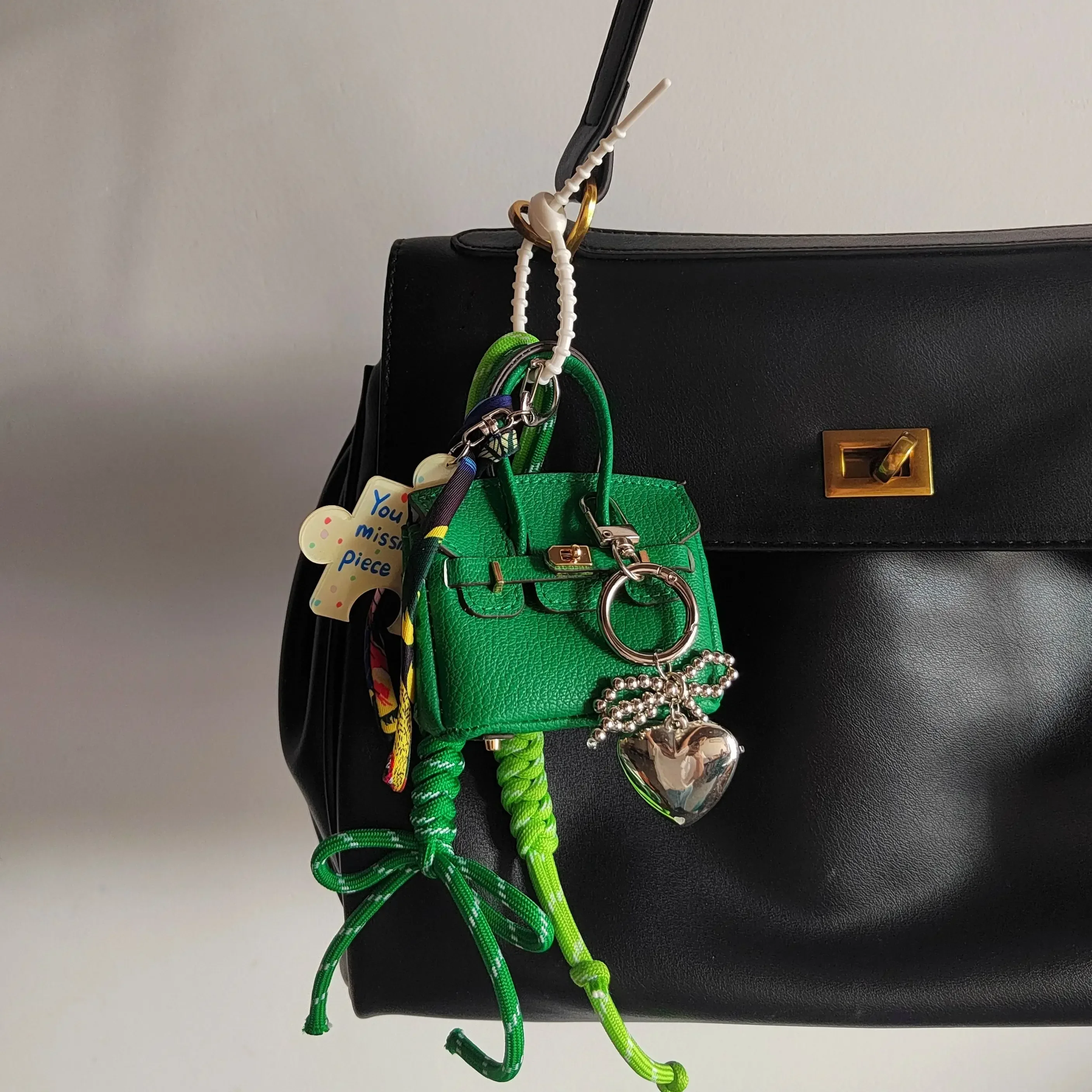 New Complicated Bag Pendants Charms Versatile Bag Pendant Fashionable Hanging Braid Ropes Key Handbags Charms Accessories
New Complicated Bag Pendants Charms Versatile Bag Pendant Fashionable Hanging Braid Ropes Key Handbags Charms Accessories