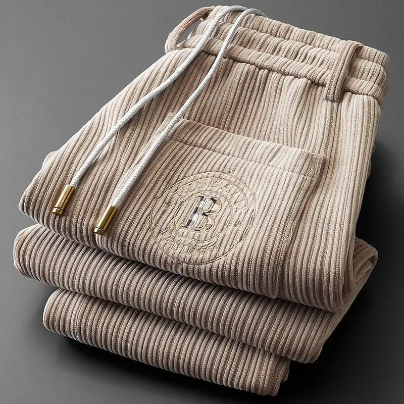 Осень-зима, новые высококачественные деловые повседневные мужские прямые брюки, роскошные модные мягкие вельветовые спортивные штаны, мужские брюки-карго
Осень-зима, новые высококачественные деловые повседневные мужские прямые брюки, роскошные модные мягкие вельветовые спортивные штаны, мужские брюки-карго