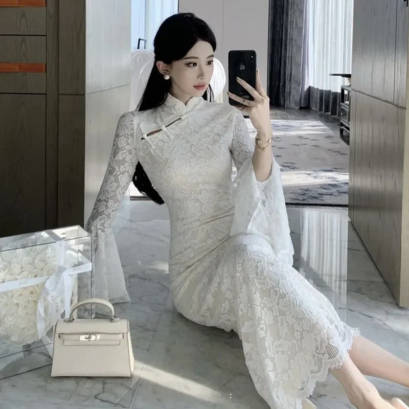 Oversized Chinese Style Buttons Solid Color Stand Collar Flare Sleeve Long Dress Ladies Temperament Slim Elegant Dress Women
Oversized Chinese Style Buttons Solid Color Stand Collar Flare Sleeve Long Dress Ladies Temperament Slim Elegant Dress Women