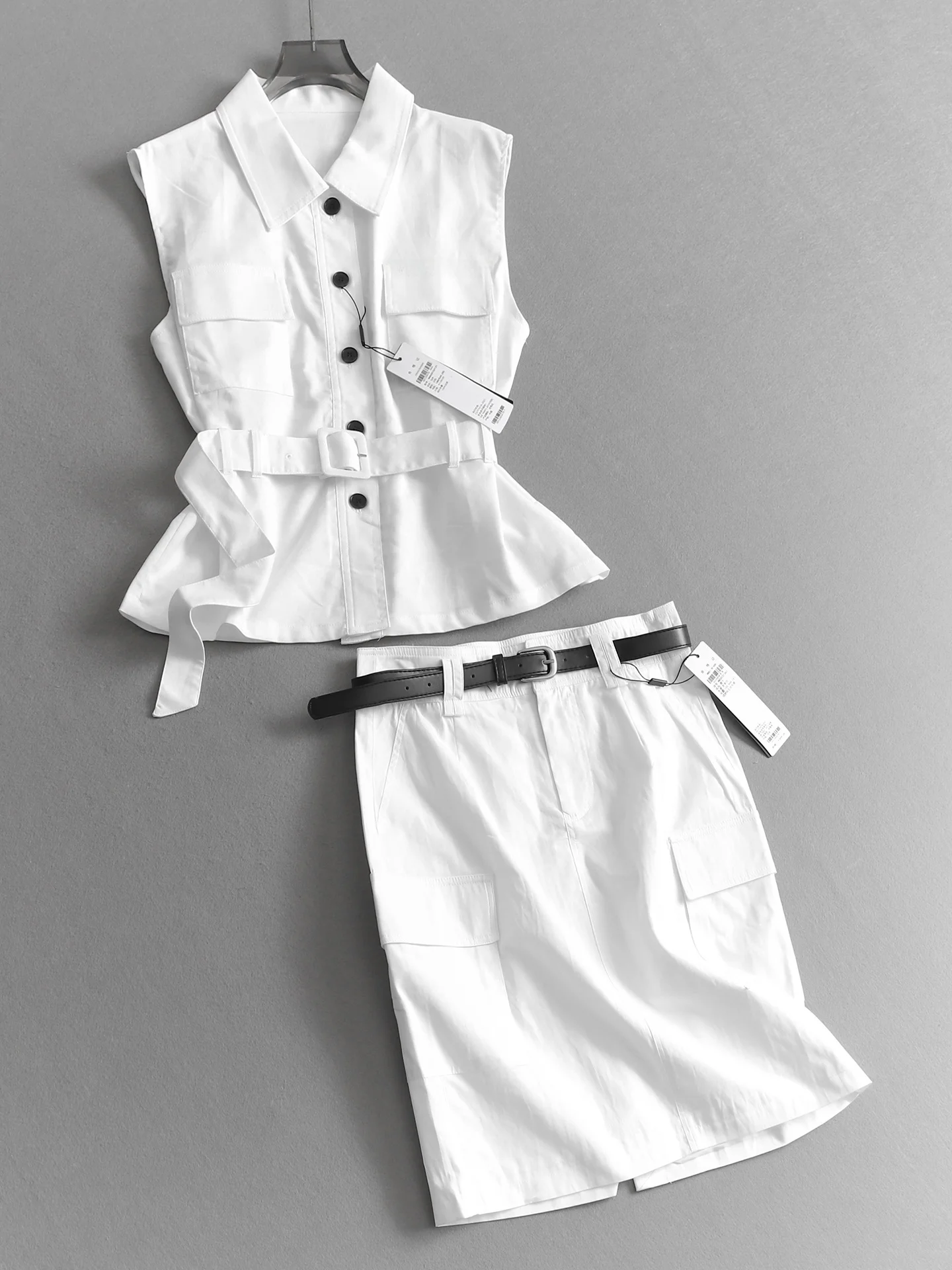 Linen Sleeveless Collared Shirt High Waist Skirt Set Women's Fashion Breathable Summer Outfit Straight Cut Trousers
Linen Sleeveless Collared Shirt High Waist Skirt Set Women's Fashion Breathable Summer Outfit Straight Cut Trousers