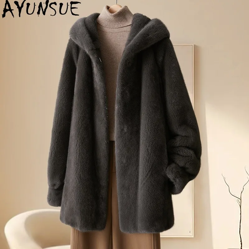 Шуба из натурального меха норки AYUNSUE, женская, класса люкс, зимняя, с капюшоном, средней длины, теплая, верхняя одежда, женская одежда, Fourrure
Шуба из натурального меха норки AYUNSUE, женская, класса люкс, зимняя, с капюшоном, средней длины, теплая, верхняя одежда, женская одежда, Fourrure