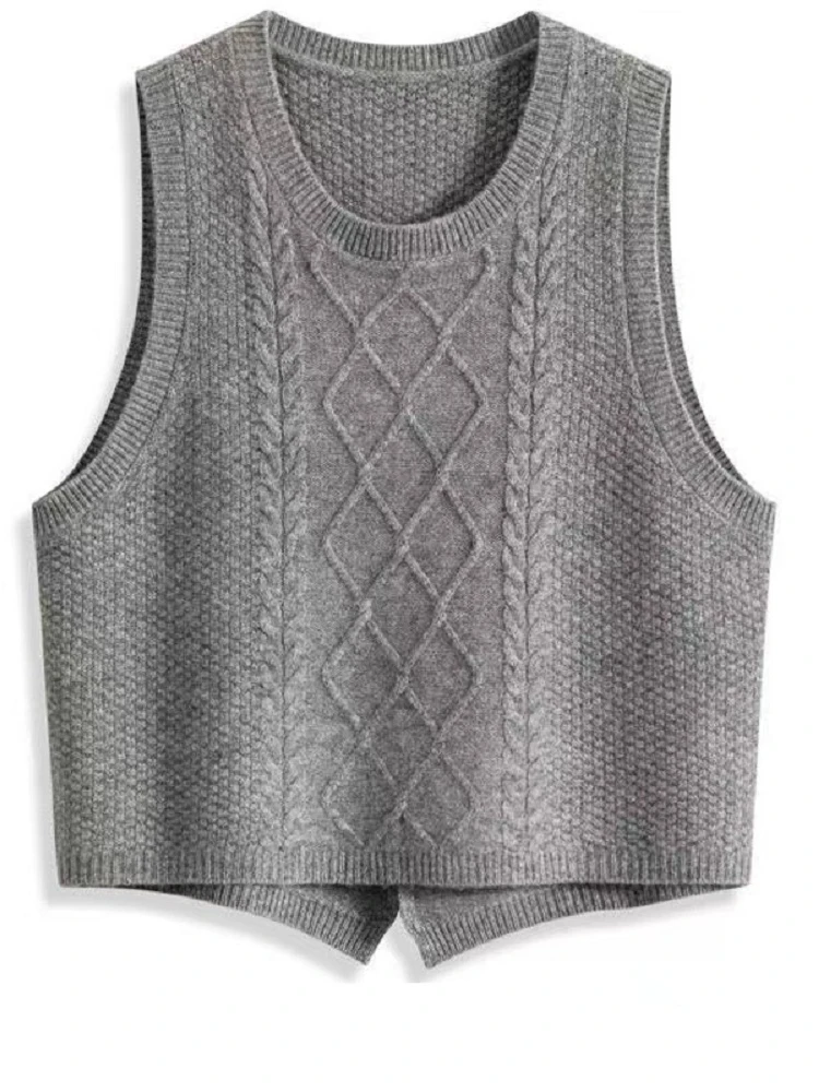 Fashionable Women's Knitted Sweater Vest round Neck Twist Design Summer Top Casual Loose Fit Color Inner Wear by Chines...
Fashionable Women's Knitted Sweater Vest round Neck Twist Design Summer Top Casual Loose Fit Color Inner Wear by Chines...