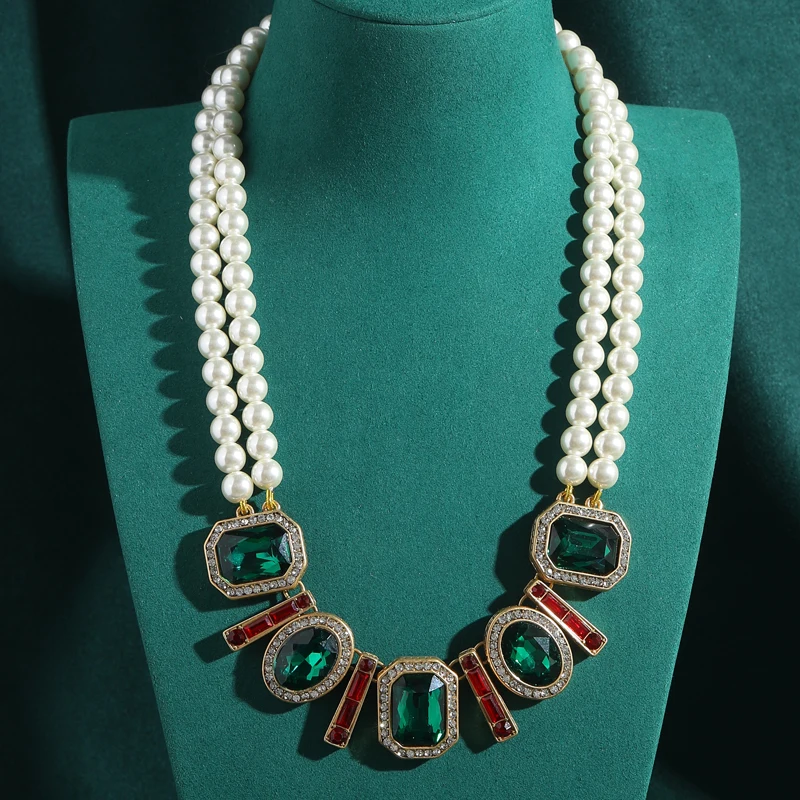 Vintage Layered Pearl Necklace Jewelry Woman Green Crystal Square Pendant Charm Gold Color Summer Accessories Luxury Designer
Vintage Layered Pearl Necklace Jewelry Woman Green Crystal Square Pendant Charm Gold Color Summer Accessories Luxury Designer
