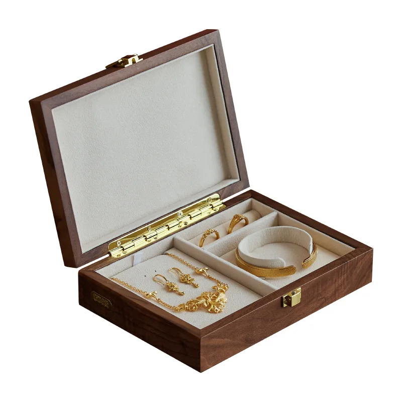 Sanjin Pin gift box, wedding engagement gift box, light luxury hardware jewelry, a set of wedding gift box, walnut
Sanjin Pin gift box, wedding engagement gift box, light luxury hardware jewelry, a set of wedding gift box, walnut