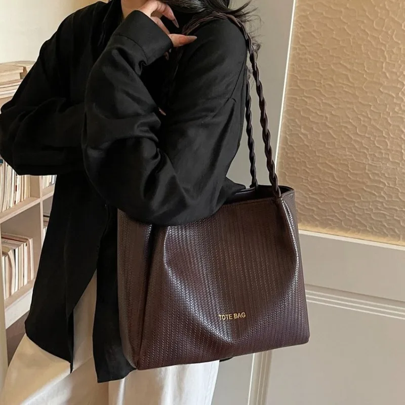 Minimalist Diaper Bag Retro Shopping Tote Stylish Commuter Handbag Large Capacity Messenger Purse Best Superstar Show
Minimalist Diaper Bag Retro Shopping Tote Stylish Commuter Handbag Large Capacity Messenger Purse Best Superstar Show