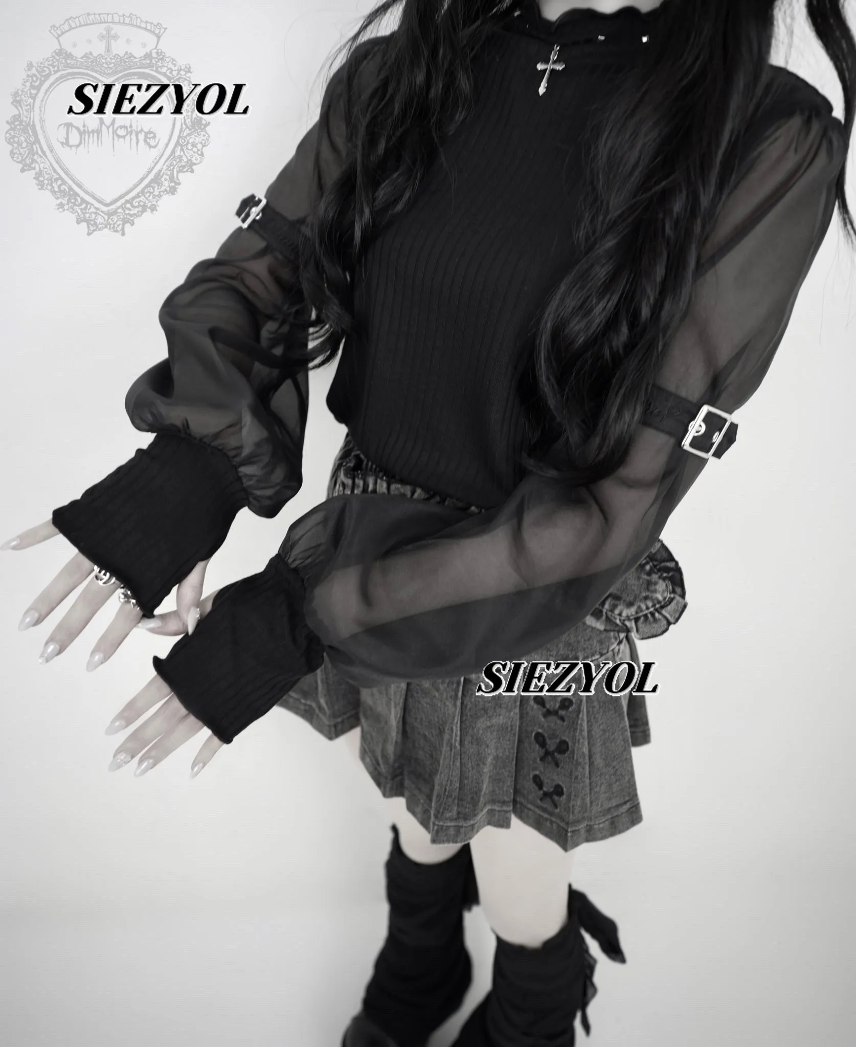 Japanese Harajuku Punk Lolita Long Sleeves T-shirt Mass Production Mesh Patchwork Stand Collar Tops Versatile Bottom Shirt
Japanese Harajuku Punk Lolita Long Sleeves T-shirt Mass Production Mesh Patchwork Stand Collar Tops Versatile Bottom Shirt