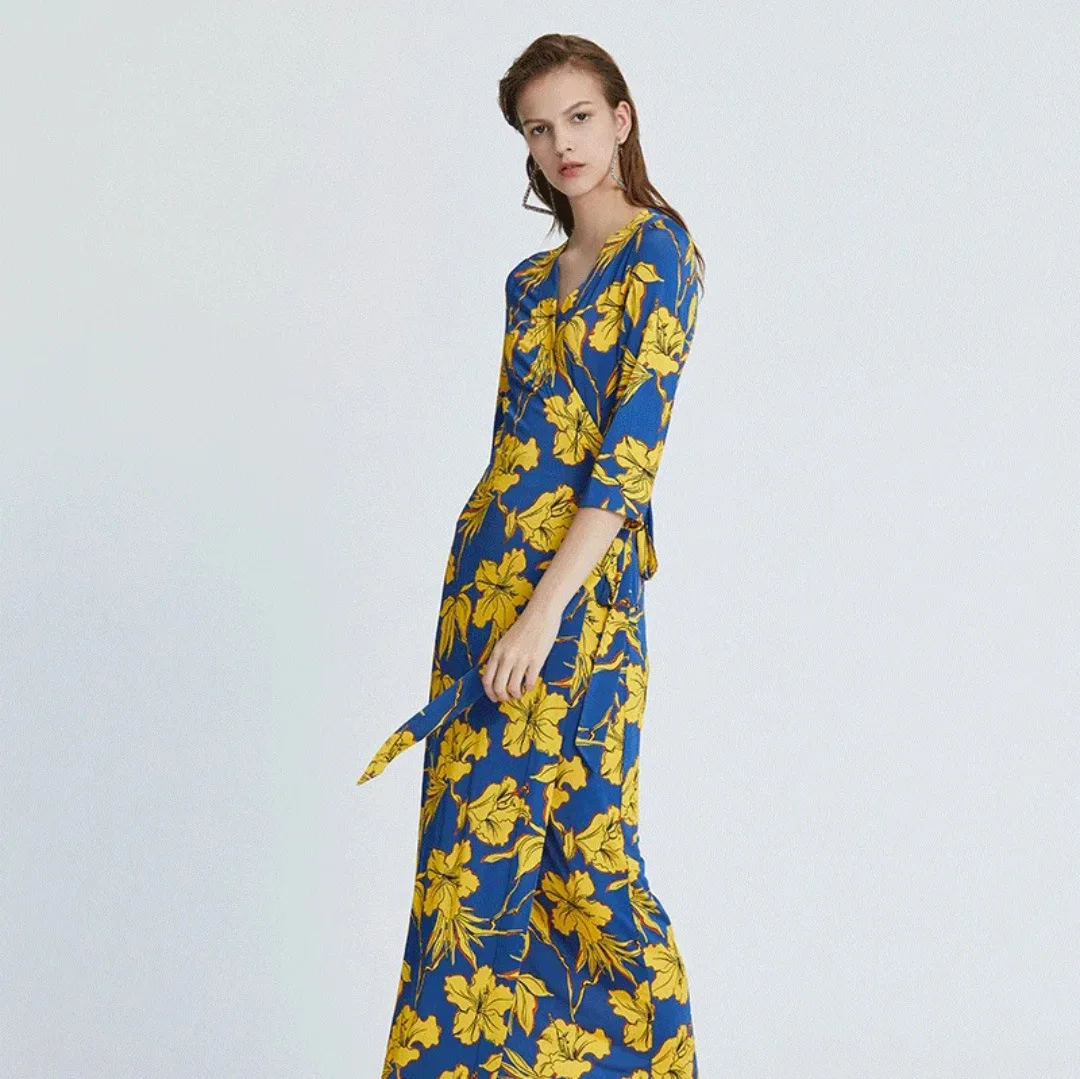 Летнее женское модное универсальное платье с принтом, облегающее, с V-образным вырезом, с поясом, сексуальное, элегантное, с высокой талией, длинная юбка
Летнее женское модное универсальное платье с принтом, облегающее, с V-образным вырезом, с поясом, сексуальное, элегантное, с высокой талией, длинная юбка