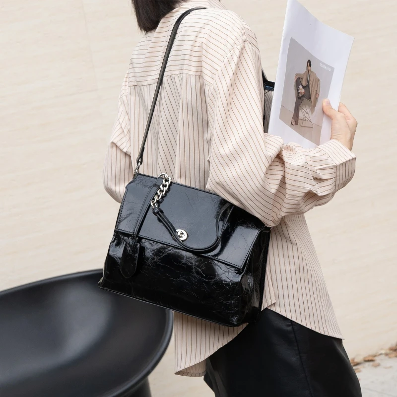 100% Genuine Leather Handbag Minimalist Luxury Brand Crossbody Bag Women Female Niche Design Shoulder Bag Cowhide Vintage
100% Genuine Leather Handbag Minimalist Luxury Brand Crossbody Bag Women Female Niche Design Shoulder Bag Cowhide Vintage