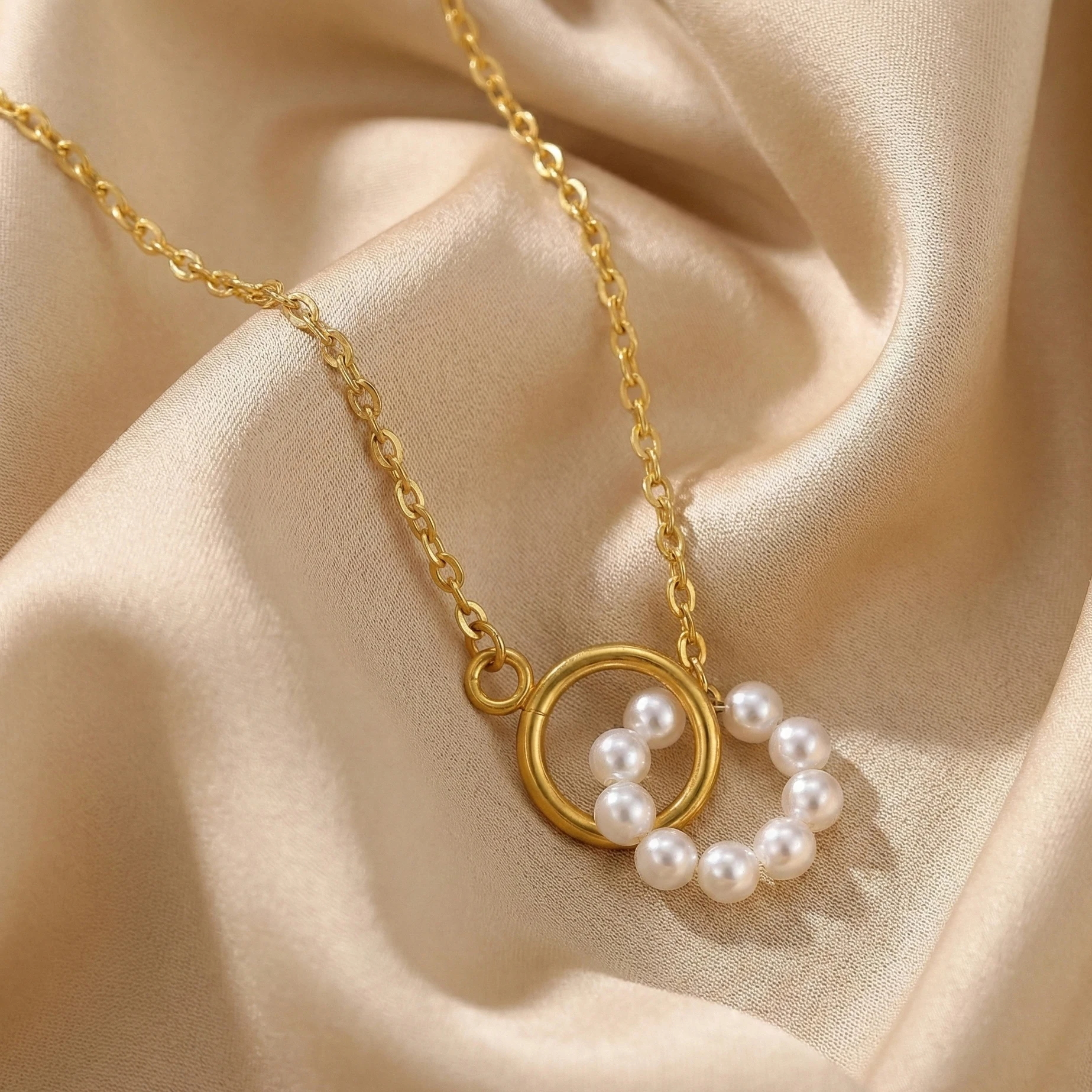 1PC Stainless Steel Pearl Interlocking Necklace Women 18K Gold Plated Aesthetic Double Circle Pendant Choker Jewelry Party Gift
1PC Stainless Steel Pearl Interlocking Necklace Women 18K Gold Plated Aesthetic Double Circle Pendant Choker Jewelry Party Gift