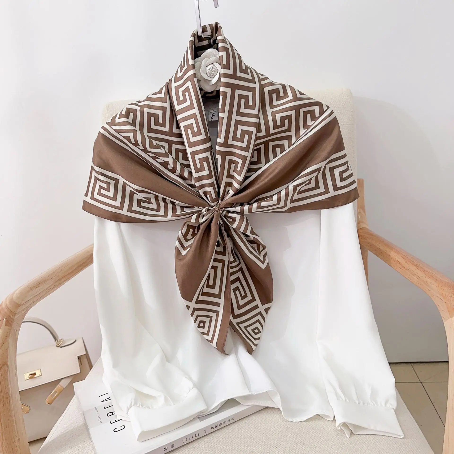 90 см саржевый квадратный шарф, женский шаль с принтом, женский шейный платок для волос, бандана, платки на голову, хиджаб, Echarpe, защита от солнца
90 см саржевый квадратный шарф, женский шаль с принтом, женский шейный платок для волос, бандана, платки на голову, хиджаб, Echarpe, защита от солнца