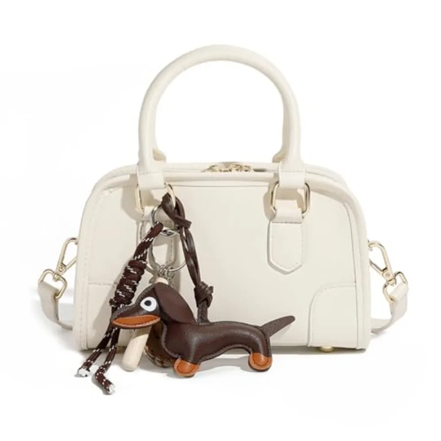 Leather Crossbody Purses for Women: Genuine Leather, Beige, Lightweight Stylish with Adjustable Strap, Multiple Pockets and Zip
Leather Crossbody Purses for Women: Genuine Leather, Beige, Lightweight Stylish with Adjustable Strap, Multiple Pockets and Zip