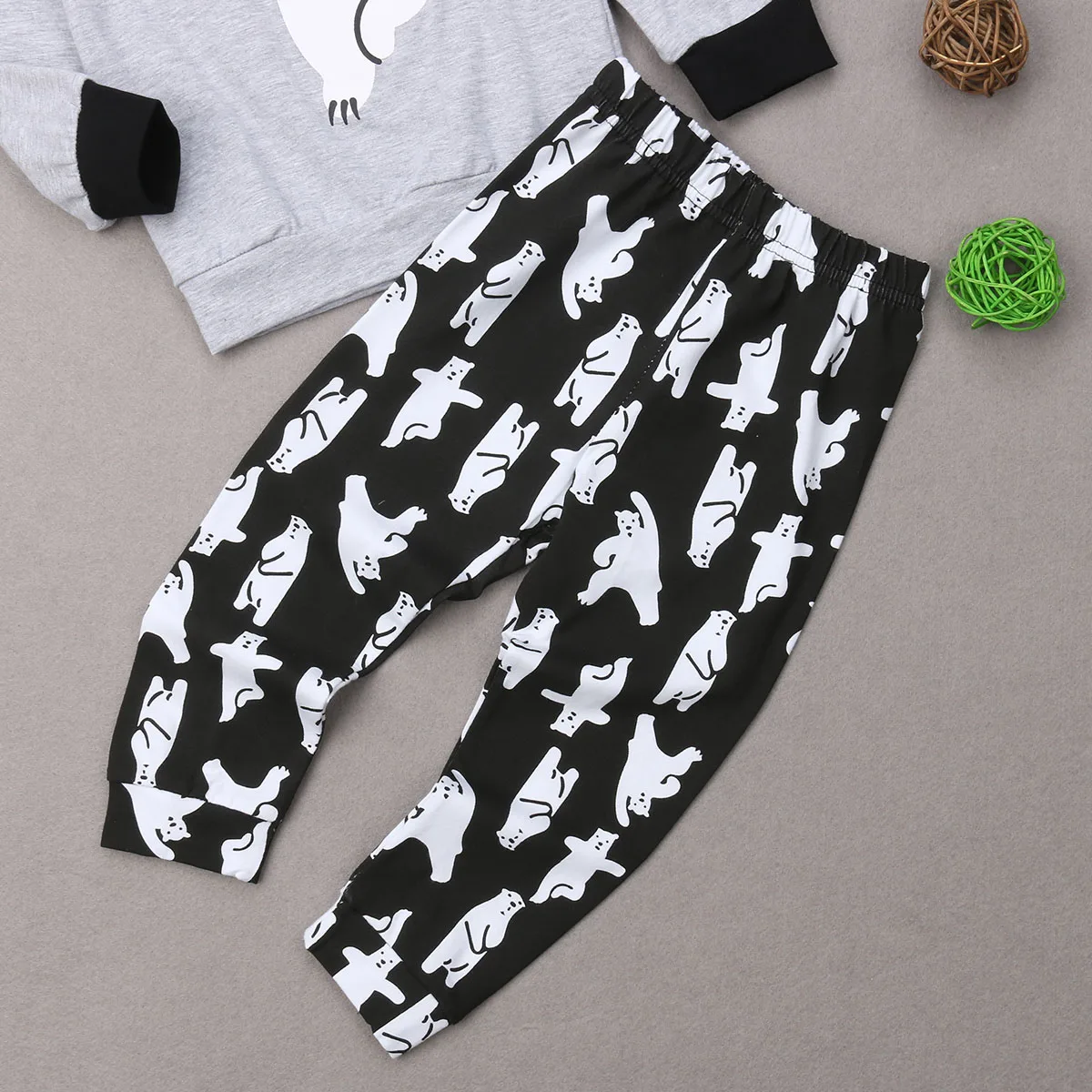 Matching Family Pajamas 10 Sd823eb5e4c1d45d783fe6b0a8eb16595I