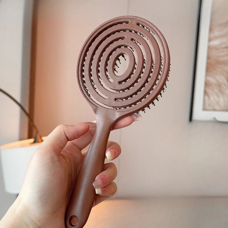 Эластичная массажная расческа с полыми зубцами, корейский дизайн, вентилируемая щетка для кожи головы для объема волос и легкого распутывания без спутывания
Эластичная массажная расческа с полыми зубцами, корейский дизайн, вентилируемая щетка для кожи головы для объема волос и легкого распутывания без спутывания