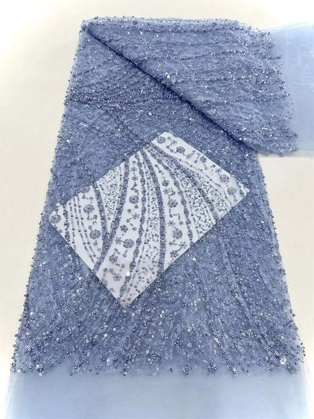 2025 5 Yards Luxury High-end Beaded Fabric Heavy Sequins Embroidery Fabric Fashion French Tulle Mesh Lace Fabric for Wedding
2025 5 Yards Luxury High-end Beaded Fabric Heavy Sequins Embroidery Fabric Fashion French Tulle Mesh Lace Fabric for Wedding