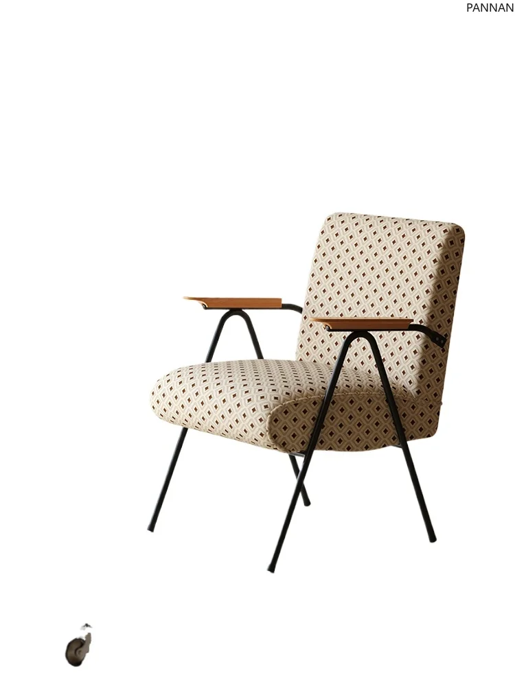Nordic retro sofa chair casual single sofa small apartment living room medieval furniture balcony chair
Nordic retro sofa chair casual single sofa small apartment living room medieval furniture balcony chair