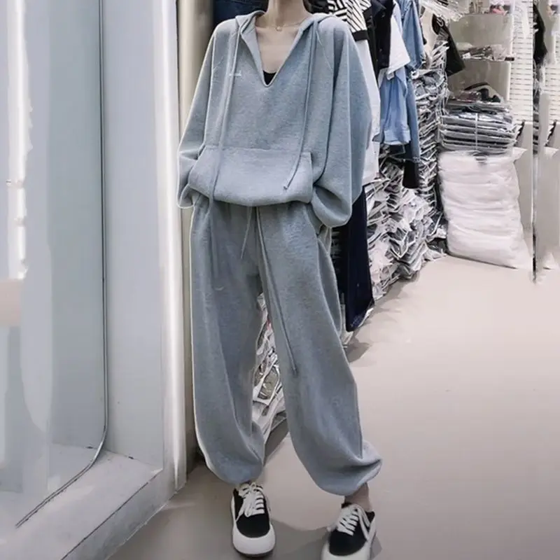 Осень-зима, большой размер 300, повседневный комплект, мужские свободные спортивные штаны с капюшоном и женские свободные спортивные штаны, модный комплект из двух предметов
Осень-зима, большой размер 300, повседневный комплект, мужские свободные спортивные штаны с капюшоном и женские свободные спортивные штаны, модный комплект из двух предметов