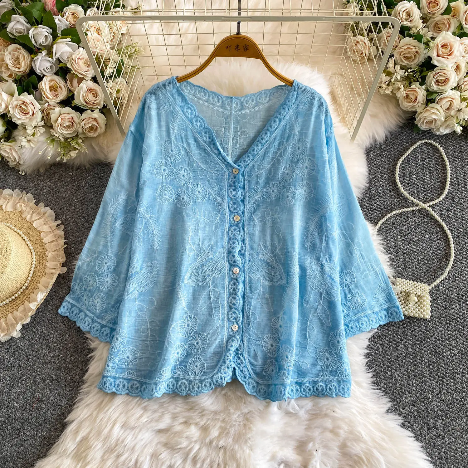 Women's Cardigan Shirt Summer Embroidered V-Neck Blouse Casual Elegant Loose Fit Shirt New Arrival Retro Trendy Top BL448
Women's Cardigan Shirt Summer Embroidered V-Neck Blouse Casual Elegant Loose Fit Shirt New Arrival Retro Trendy Top BL448