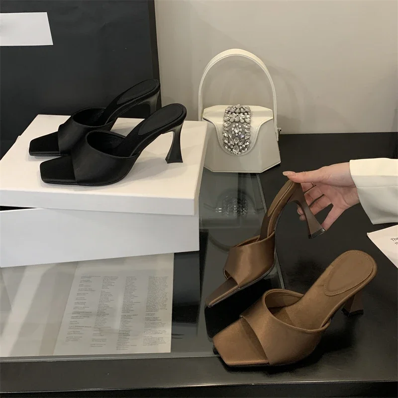 Aneikeh Slippers Concise Thin High Heels Banquet Dress Sandals Summer Female Shoes Fashion Satin Square Toe Women
Aneikeh Slippers Concise Thin High Heels Banquet Dress Sandals Summer Female Shoes Fashion Satin Square Toe Women