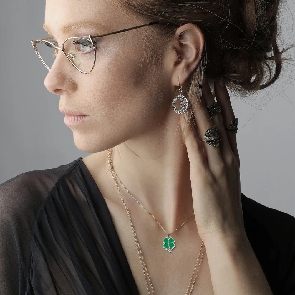 50Pcs Shamrocks Pendant Charms for DIY Craft Projects Light Eye-Catching Ornament Materials Creative Festive Party Favor
50Pcs Shamrocks Pendant Charms for DIY Craft Projects Light Eye-Catching Ornament Materials Creative Festive Party Favor