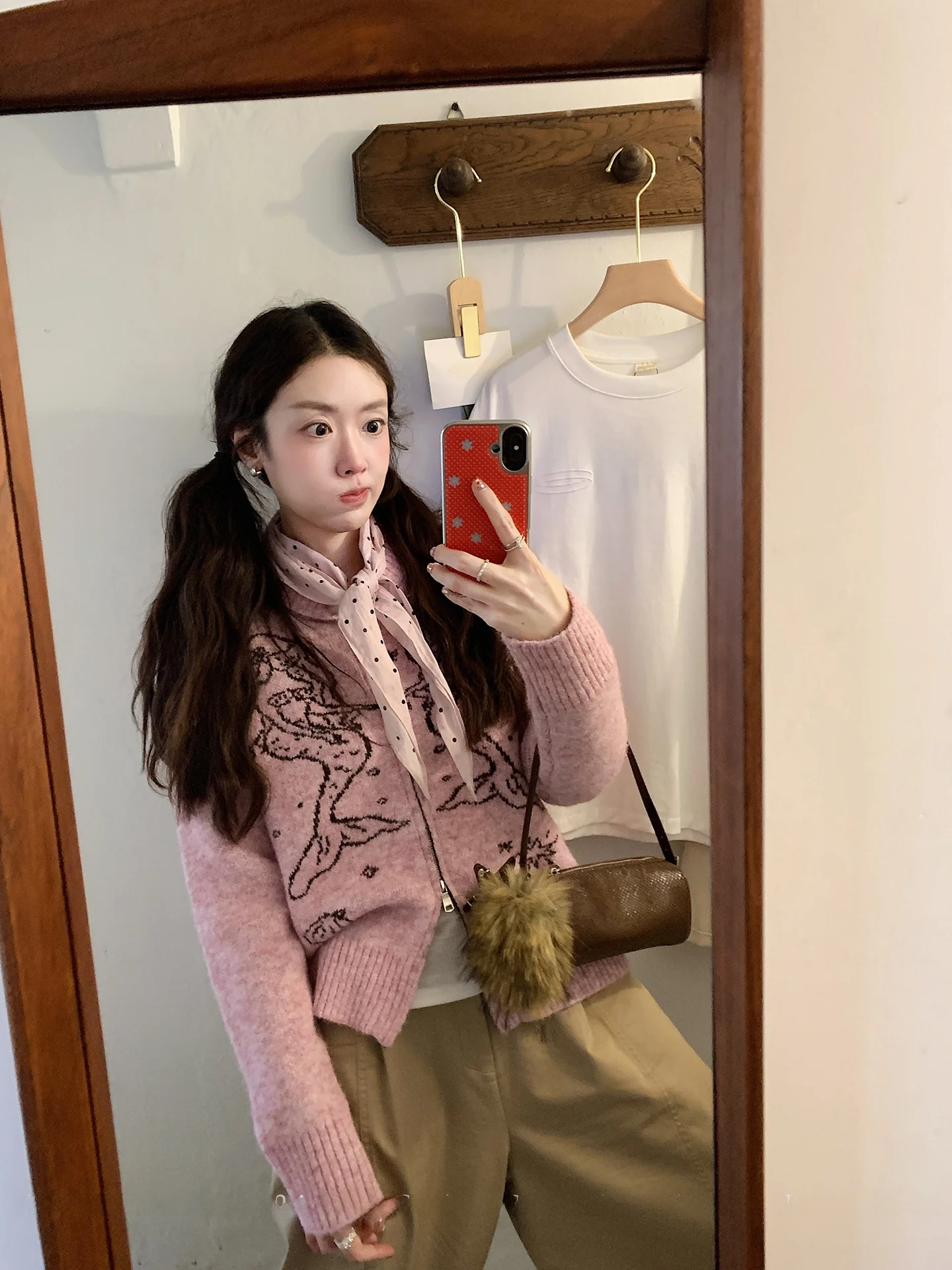Strawberry Jump Mermaid Double Zipper Knitted Cardigan Women's Spring Design Slimming Sweater Jacket Long Sleeve Cartoon Print
Strawberry Jump Mermaid Double Zipper Knitted Cardigan Women's Spring Design Slimming Sweater Jacket Long Sleeve Cartoon Print