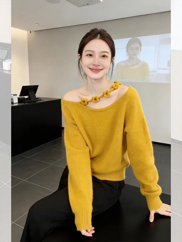 Korean Style Thickened Knitted Sweater Women's Shoulder Exposure Base Shirt Autumn Winter Outerwear Inner Match Diagonal Collar
Korean Style Thickened Knitted Sweater Women's Shoulder Exposure Base Shirt Autumn Winter Outerwear Inner Match Diagonal Collar