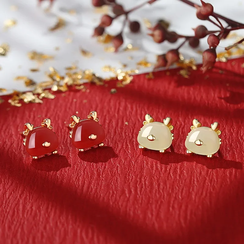 New Chinese Fashion Golden Color Dragon Shape Earrings for Women Inlay Natural Jade Agate lovely Jewelry New Year Festival Gift
New Chinese Fashion Golden Color Dragon Shape Earrings for Women Inlay Natural Jade Agate lovely Jewelry New Year Festival Gift