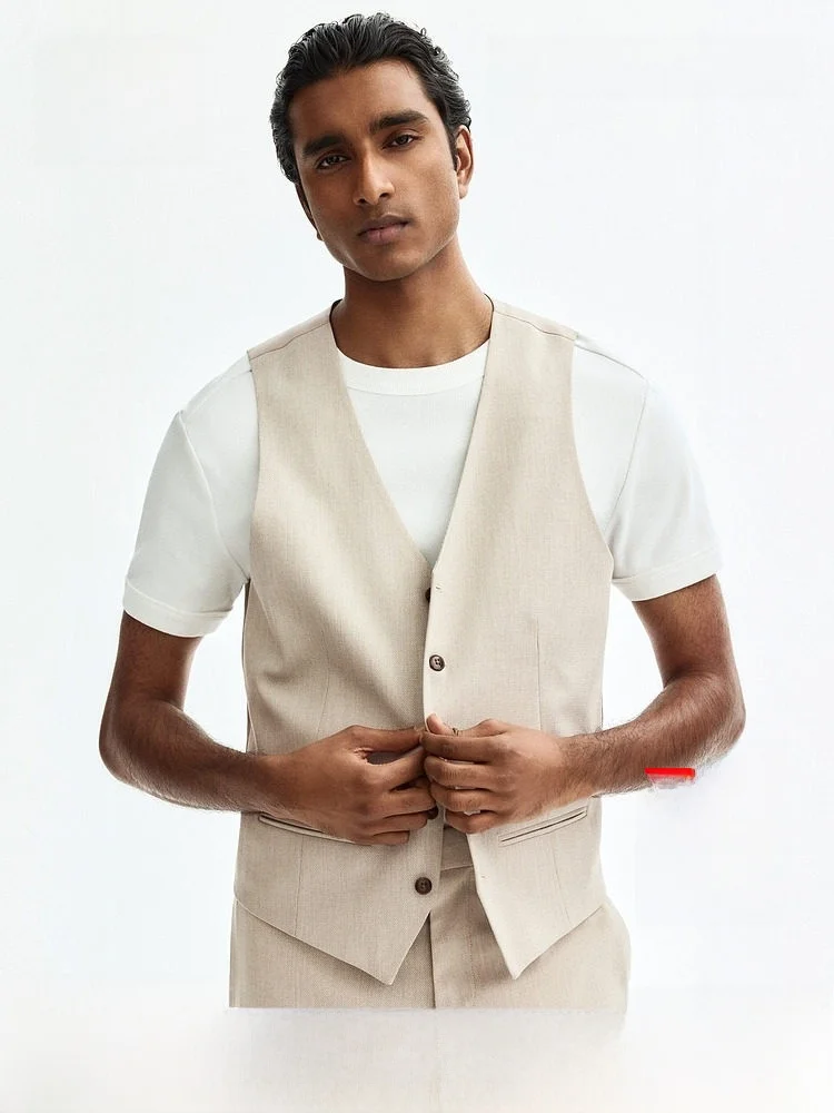 H&M Men's Slim Fit Suit Vest 2026 Spring New Style Open Cardigan Polyester 64% Viscose 27% Wool 7% Spandex 2% Other Fabrics
H&M Men's Slim Fit Suit Vest 2026 Spring New Style Open Cardigan Polyester 64% Viscose 27% Wool 7% Spandex 2% Other Fabrics