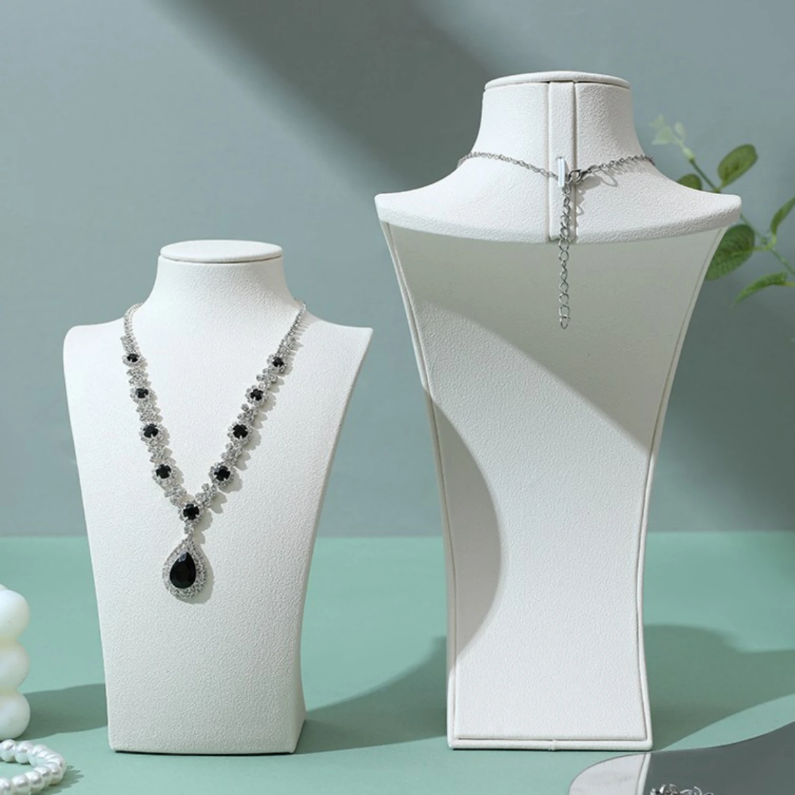 Necklace Display Bust Matte Jewelry Display Bust Necklace Holder Stand Textured Retail Fixture Sturdy
Necklace Display Bust Matte Jewelry Display Bust Necklace Holder Stand Textured Retail Fixture Sturdy