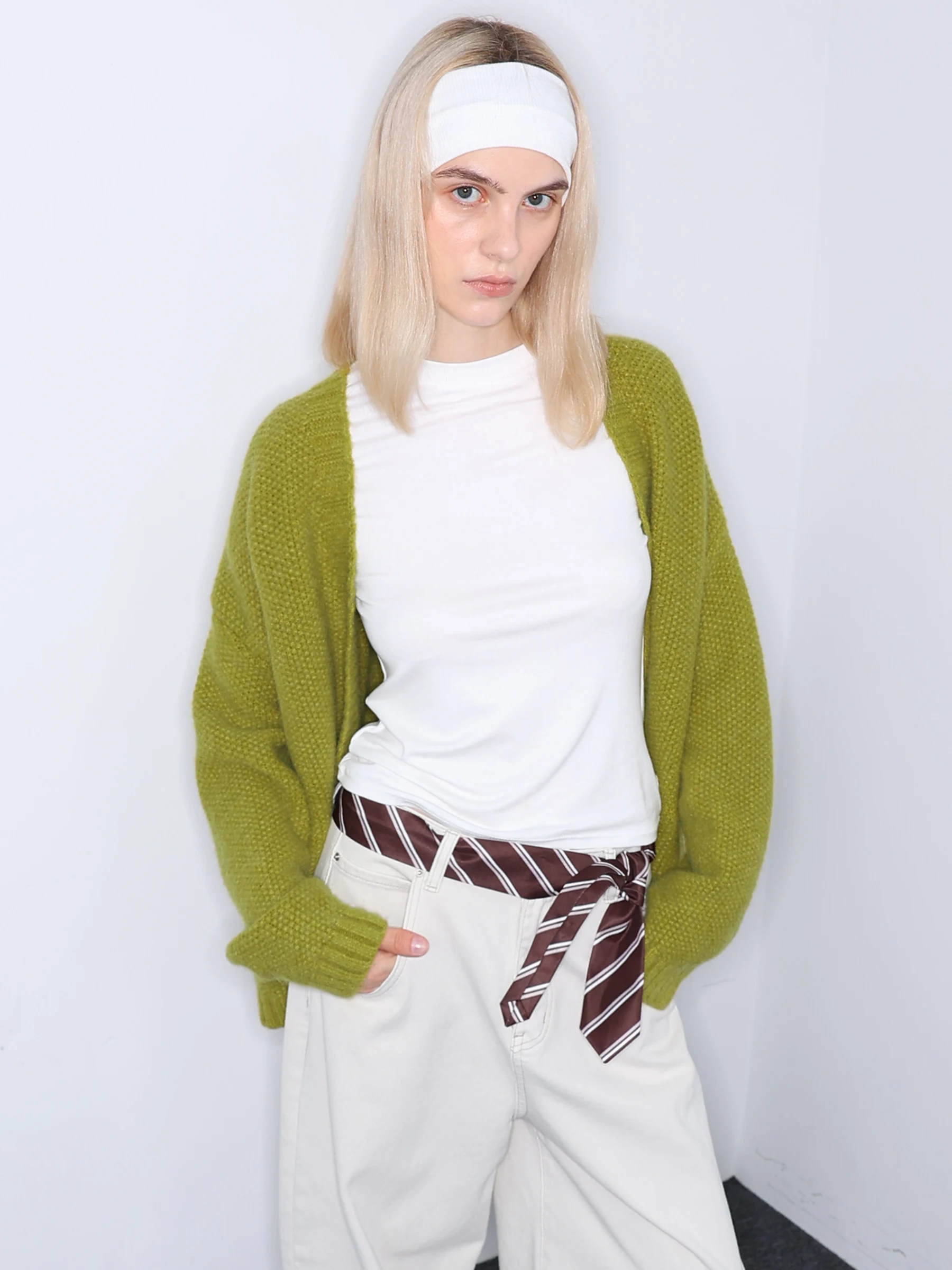 Ladies' Long Sve Knitted Cardigan Sweater Loose Fit Comfortable Sle Autumn Winter Faion Design Slimming Outerwear
Ladies' Long Sve Knitted Cardigan Sweater Loose Fit Comfortable Sle Autumn Winter Faion Design Slimming Outerwear