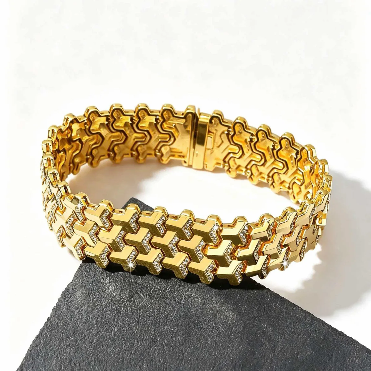 Light Luxury 20MM Wide Cubic Zirconia Inlaid Cuban Link Bracelet Spliced Chain Men Statement Party Jewelry Gift
Light Luxury 20MM Wide Cubic Zirconia Inlaid Cuban Link Bracelet Spliced Chain Men Statement Party Jewelry Gift