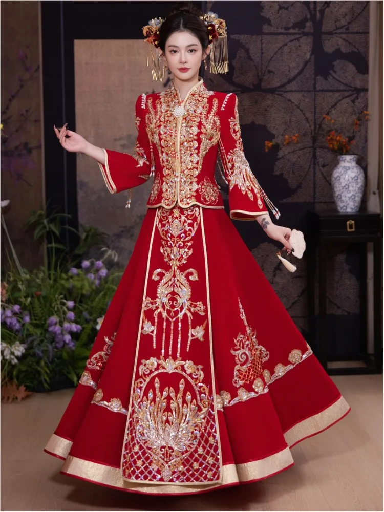 New velvet dress heavy industry Chinese-style wedding for brides toasting and women
New velvet dress heavy industry Chinese-style wedding for brides toasting and women