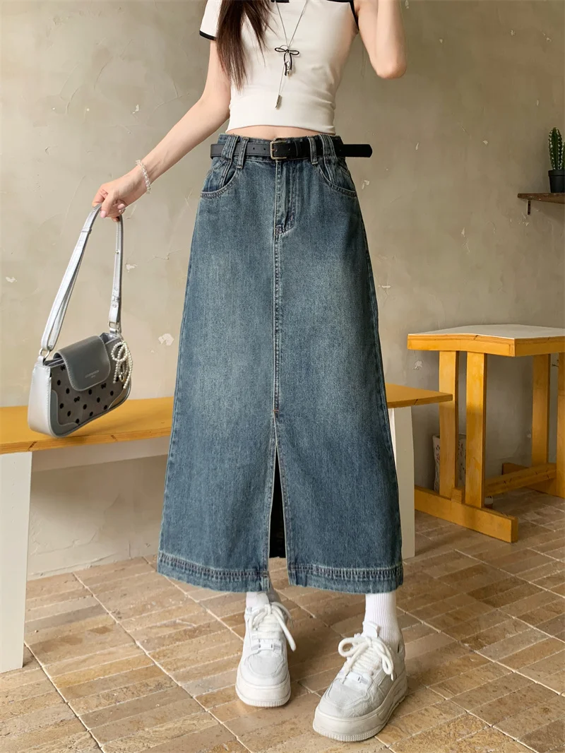 plus Size Women's Summer Korean Style A-Line Skirt Bodycon Dress Casual Denim Skirts High Waist Split Front Casual Wear
plus Size Women's Summer Korean Style A-Line Skirt Bodycon Dress Casual Denim Skirts High Waist Split Front Casual Wear