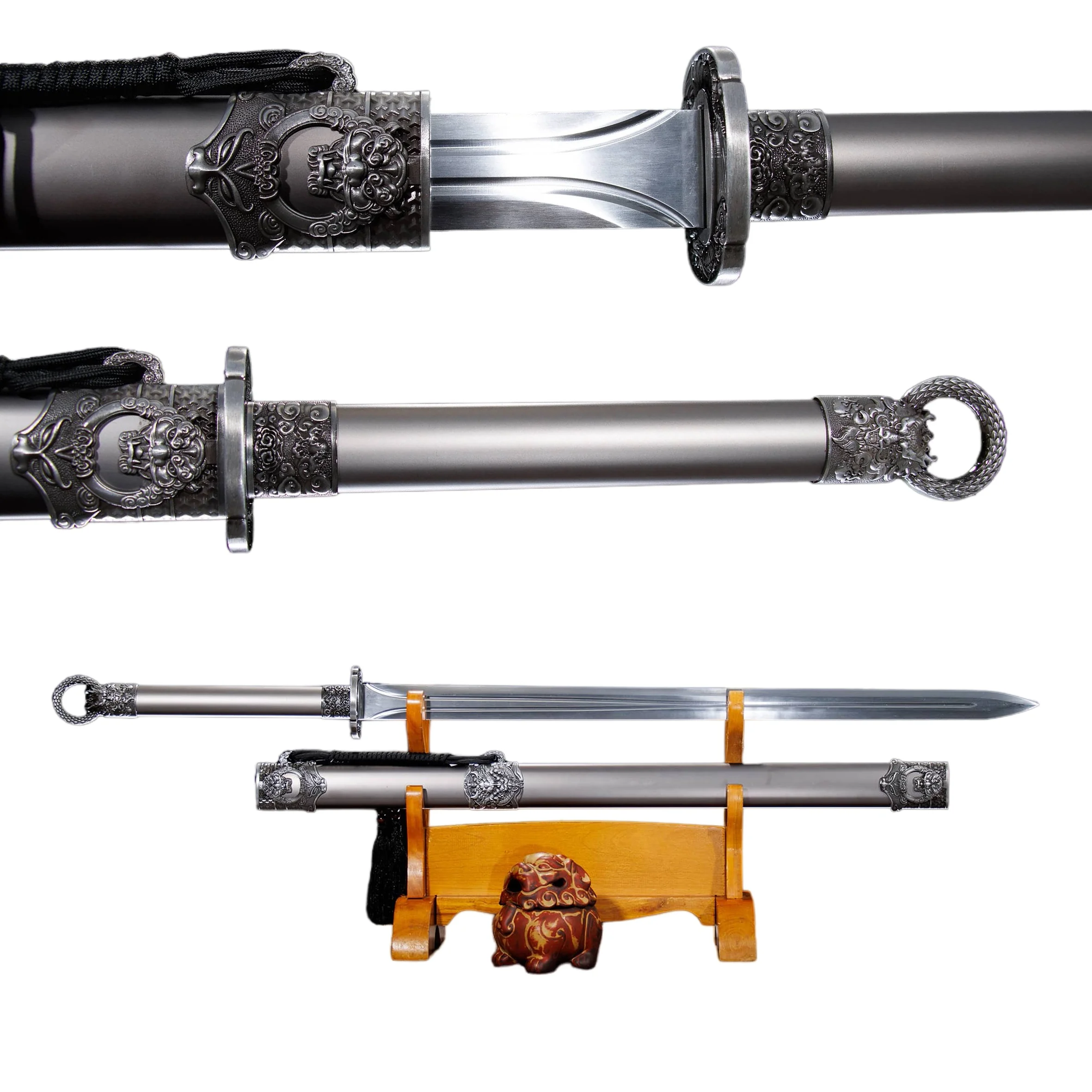 Cosplay katana Medieval sword with metal sheath and carbon steel blade. Sharp Samurai Sword. Martial arts training for fighting
Cosplay katana Medieval sword with metal sheath and carbon steel blade. Sharp Samurai Sword. Martial arts training for fighting