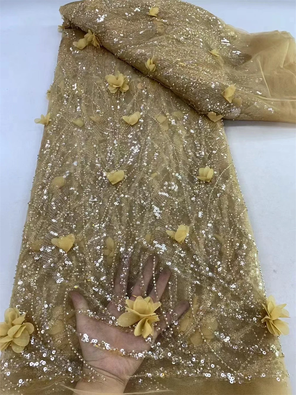 Hot Sale African Net Tulle Sequins Laces Fabric 2024 High Quality 5 Yards French Sequins Embroidery Laces For Nigerian Dresses
Hot Sale African Net Tulle Sequins Laces Fabric 2024 High Quality 5 Yards French Sequins Embroidery Laces For Nigerian Dresses