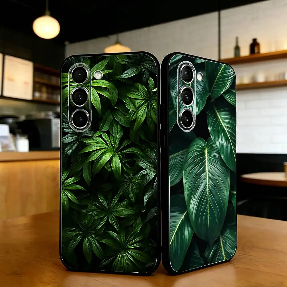 Elegant Tropical Leaves Phone Case For Samsung S20,21,22,23,24,25,26 Ultra,Plus,Lite Black Soft Cover
Elegant Tropical Leaves Phone Case For Samsung S20,21,22,23,24,25,26 Ultra,Plus,Lite Black Soft Cover