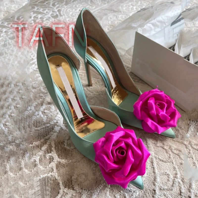 Rose Blossom Pointy Toe High Heels Elegant French Pumps for Women 2025 New Satin Slim High Heel Shoes Flower Design Pumps 35-40
Rose Blossom Pointy Toe High Heels Elegant French Pumps for Women 2025 New Satin Slim High Heel Shoes Flower Design Pumps 35-40