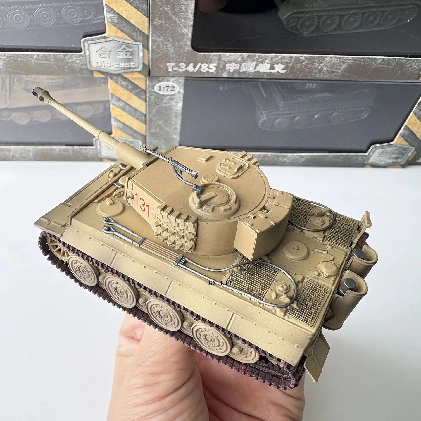 Масштабная модель танка Sd Kfz 181 Tiger I Type в масштабе 1/72, готовая модель из сплава, имитация, коллекционная игрушка для демонстрации, Северная Африка
Масштабная модель танка Sd Kfz 181 Tiger I Type в масштабе 1/72, готовая модель из сплава, имитация, коллекционная игрушка для демонстрации, Северная Африка