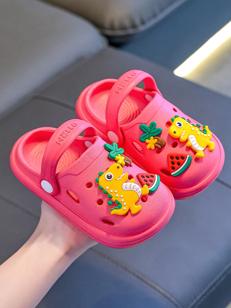 Boys and girls can wear cute and innocent dinosaurs, and slippers can be worn indoors and outdoors
Boys and girls can wear cute and innocent dinosaurs, and slippers can be worn indoors and outdoors
