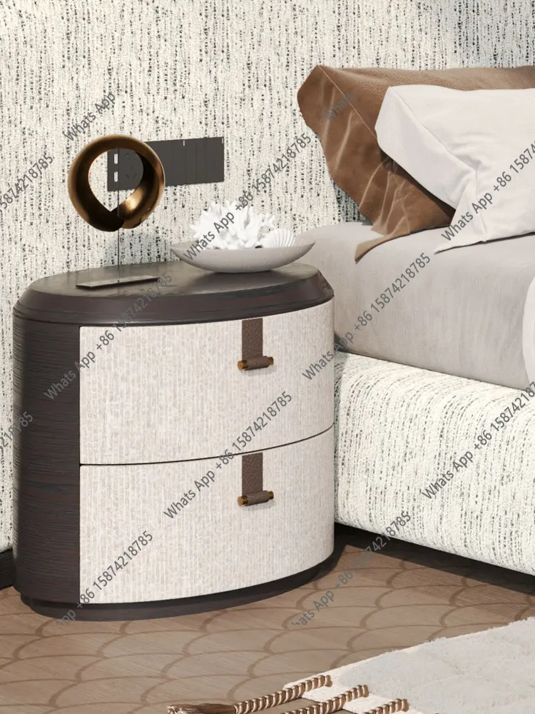 High-end medieval Italian bedside table, high-end designer family bedroom bedside table
High-end medieval Italian bedside table, high-end designer family bedroom bedside table