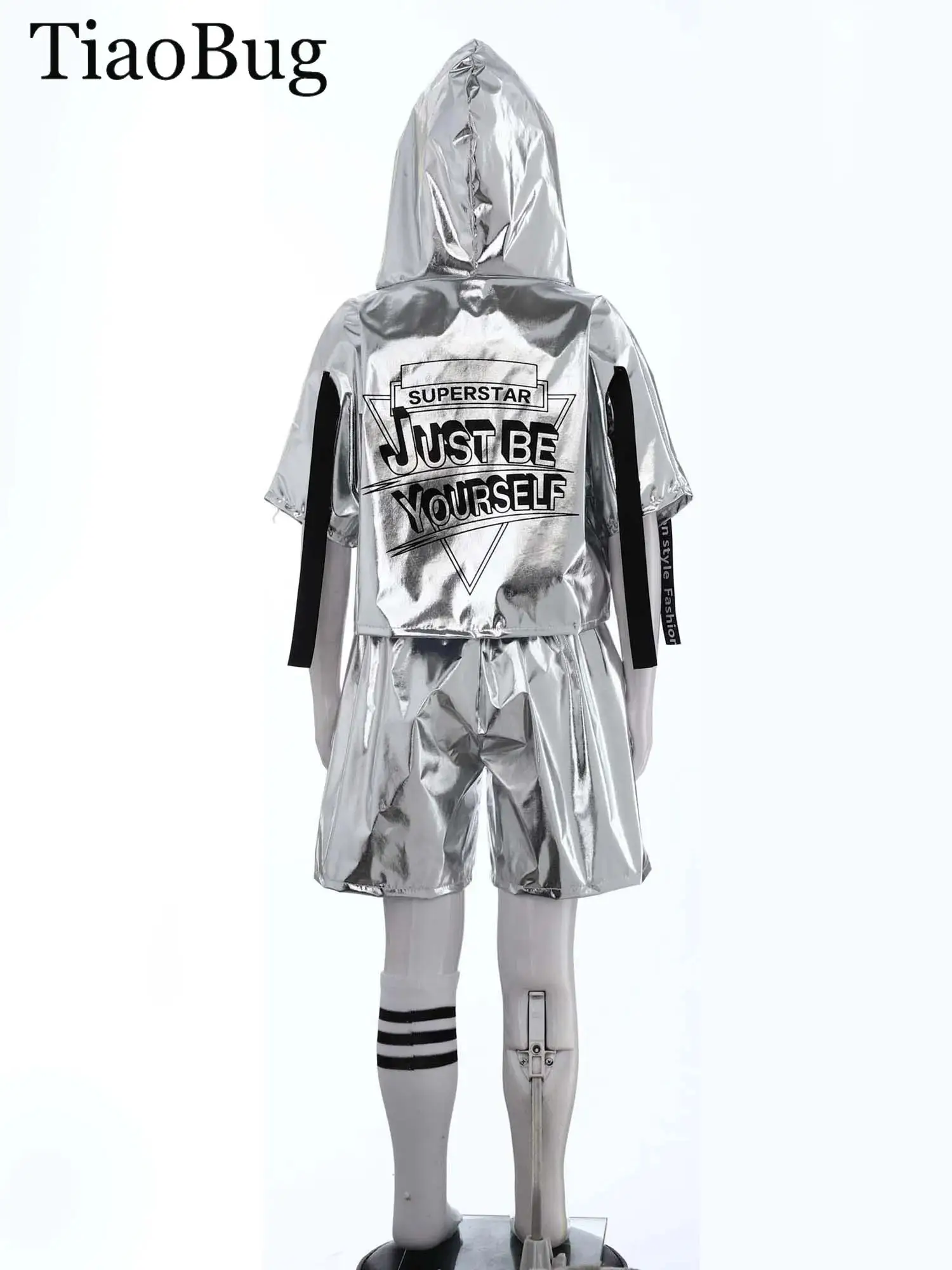 Boys Girls Hip Hop Dance Costume Modern Jazz Outfit Metallic Shiny Short Sleeve Hooded Pullover Top with Shorts Sock Streetwear
Boys Girls Hip Hop Dance Costume Modern Jazz Outfit Metallic Shiny Short Sleeve Hooded Pullover Top with Shorts Sock Streetwear