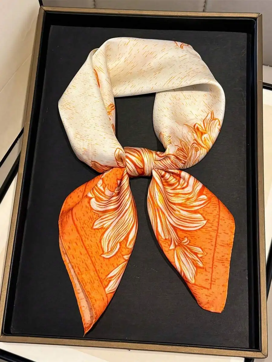 Vintage Floral Silk Scarf For Women, Versatile Neck Scarf Shawl Hijab Outdoor Travel Accessory
Vintage Floral Silk Scarf For Women, Versatile Neck Scarf Shawl Hijab Outdoor Travel Accessory