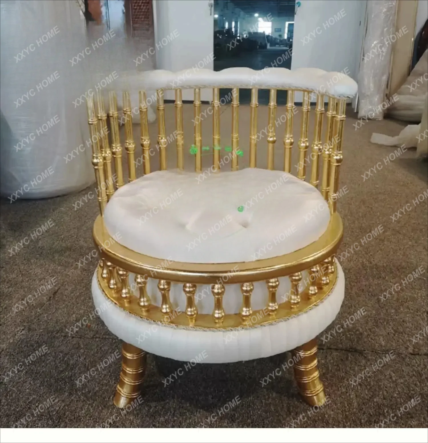 Dressing Stool Luxury Solid Wood Fabric Backrest Shoe Changing Stool Bedroom Golden Casual Chair
Dressing Stool Luxury Solid Wood Fabric Backrest Shoe Changing Stool Bedroom Golden Casual Chair