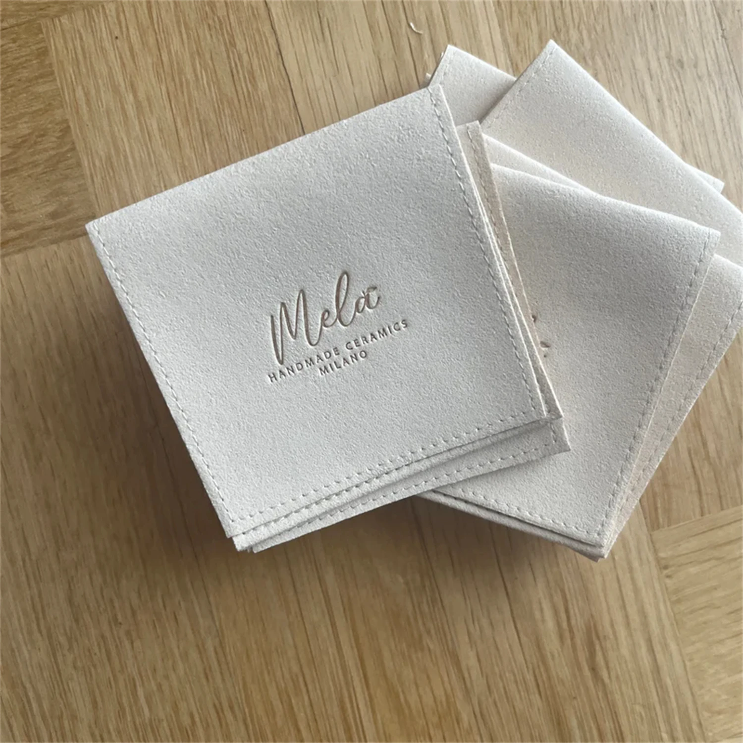 50pcs gray jewelry package pouch bag custom logo pouch printed earrings necklace Brooch package supplies small jewellery packagi
50pcs gray jewelry package pouch bag custom logo pouch printed earrings necklace Brooch package supplies small jewellery packagi